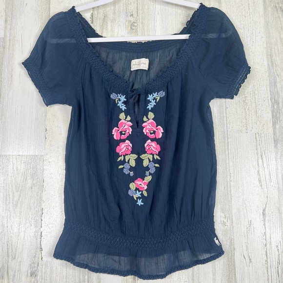 Abercrombie & Fitch Women’s XS Blue Floral Embroidered Blouse Shirt‎ Sheer Boho - Picture 1 of 11